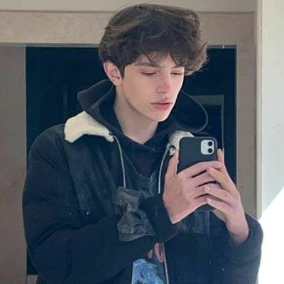 سارہ فاروق avatar